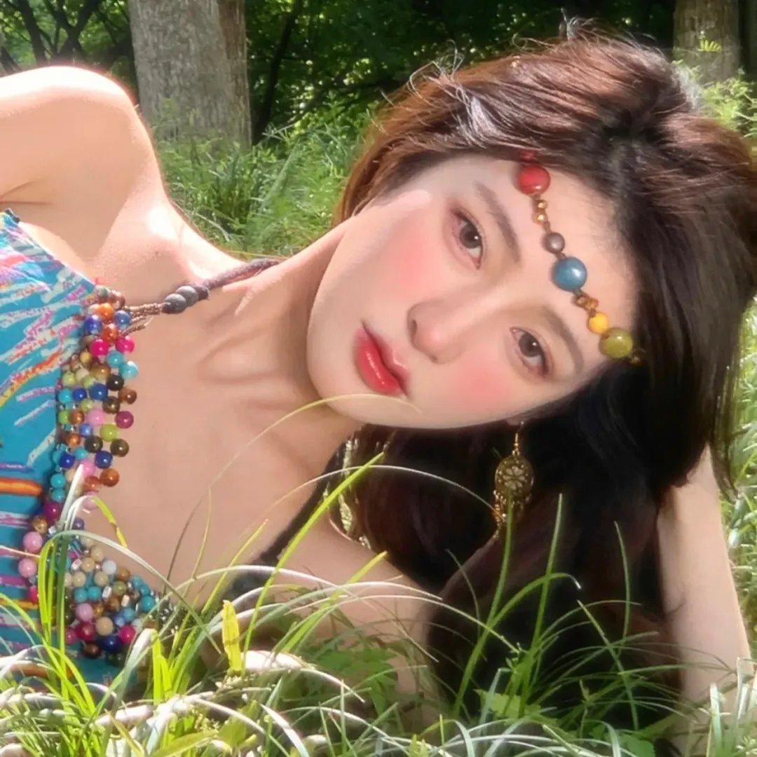 唇彩间谍